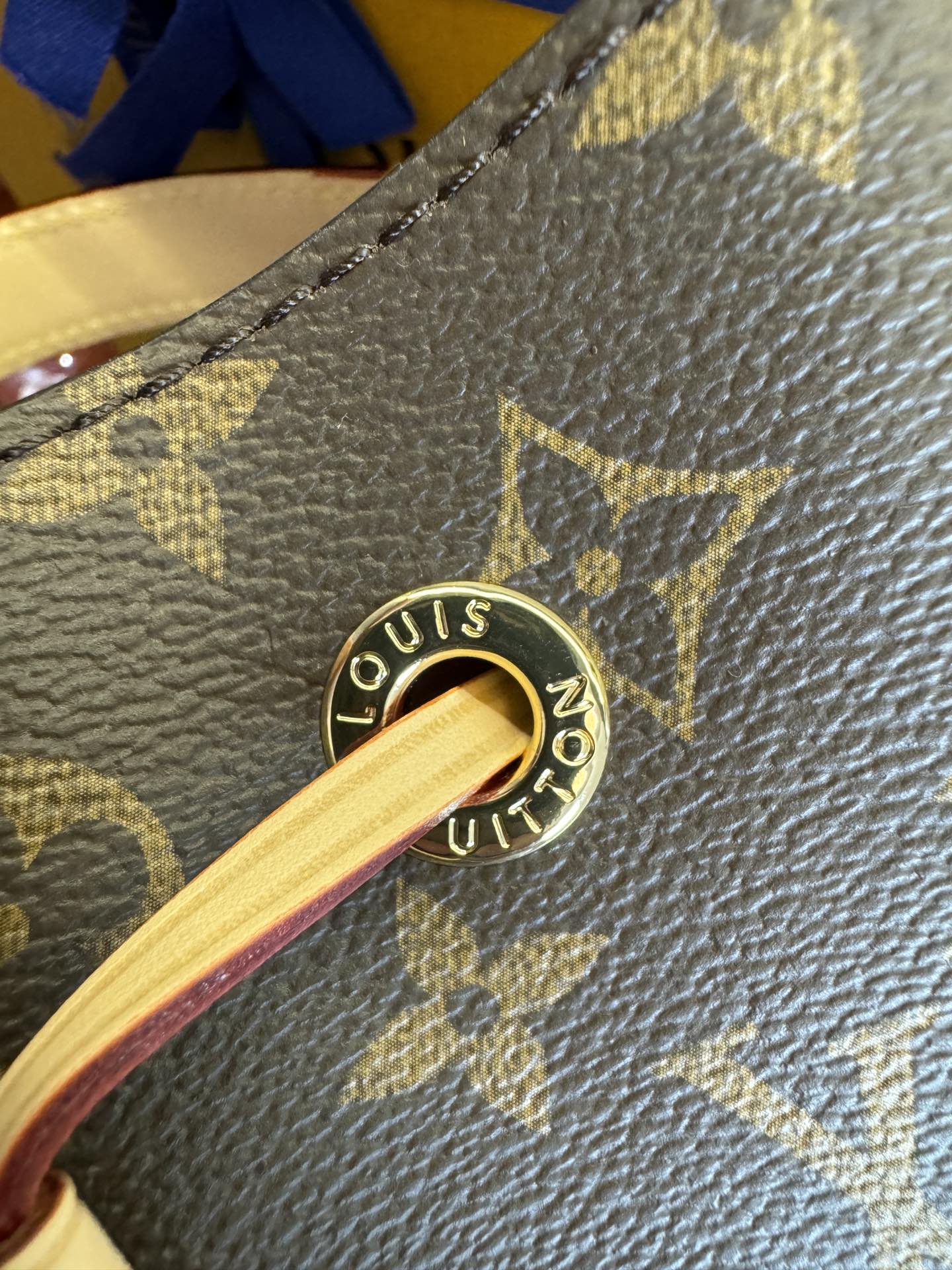 Louis Vuitton M46581 NÉONOÉ BB 